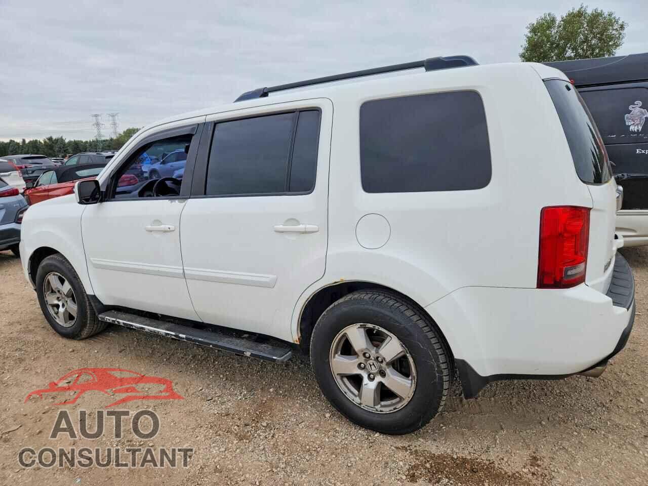 HONDA PILOT 2011 - 5FNYF4H52BB005908