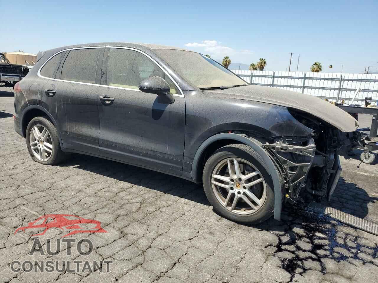 PORSCHE CAYENNE 2016 - WP1AA2A25GKA10775