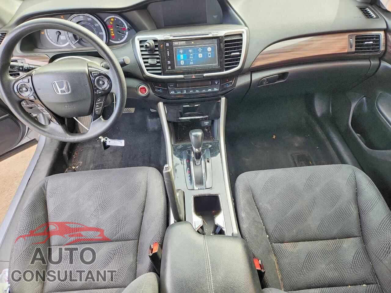 HONDA ACCORD 2017 - 1HGCR2F05HA046825