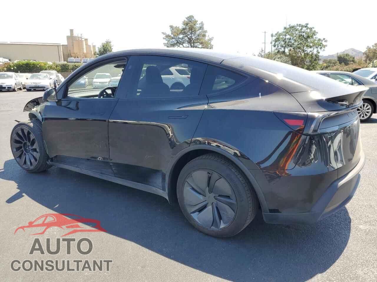 TESLA MODEL Y 2026 - 7SAYGDEE2TF368716