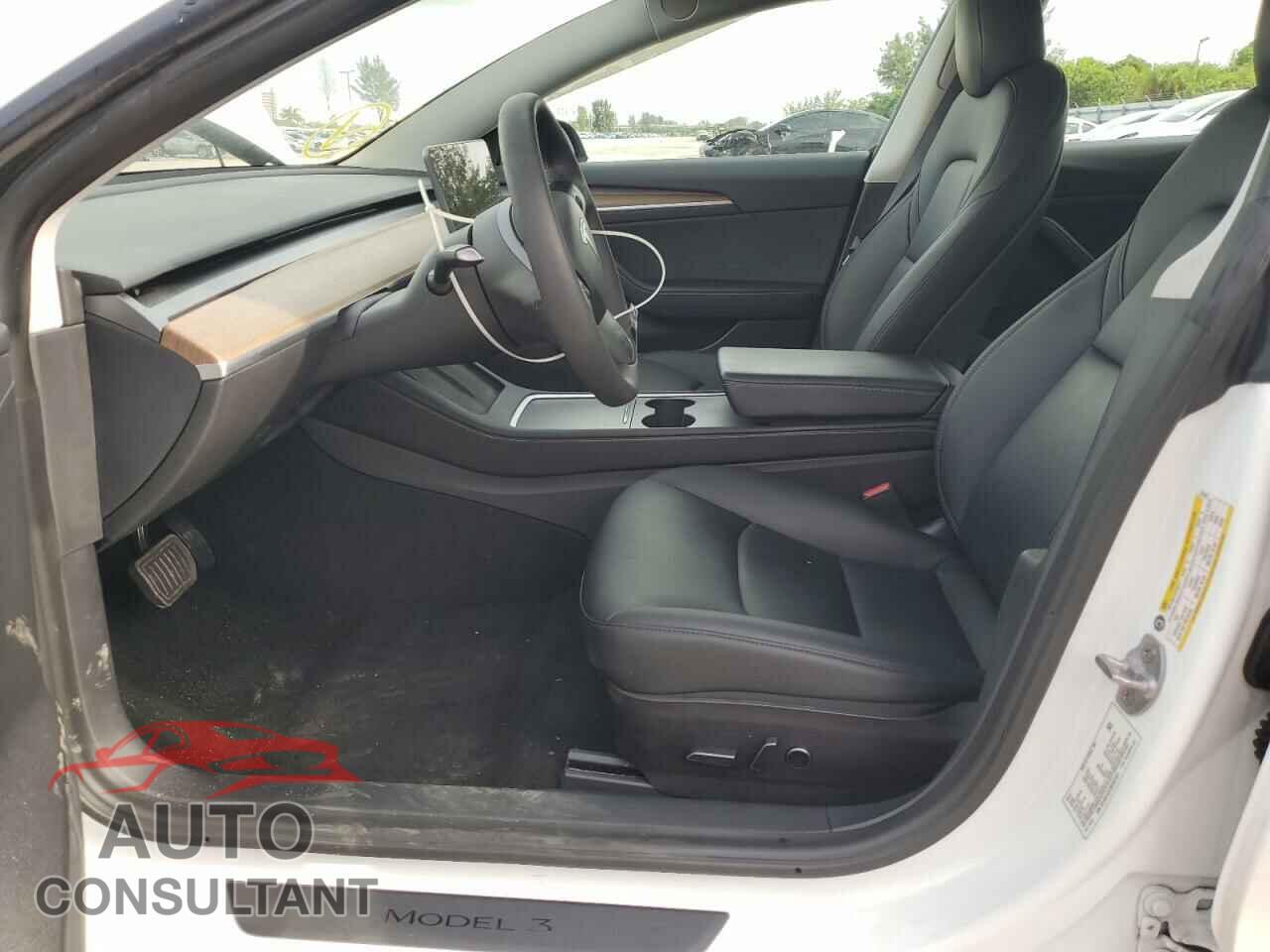 TESLA MODEL 3 2021 - 5YJ3E1EA1MF031657