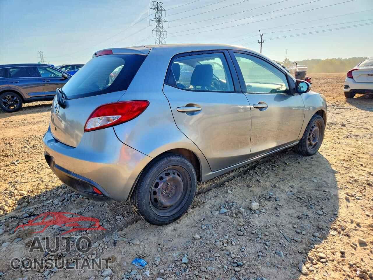 MAZDA 2 2011 - JM1DE1HY1B0123571