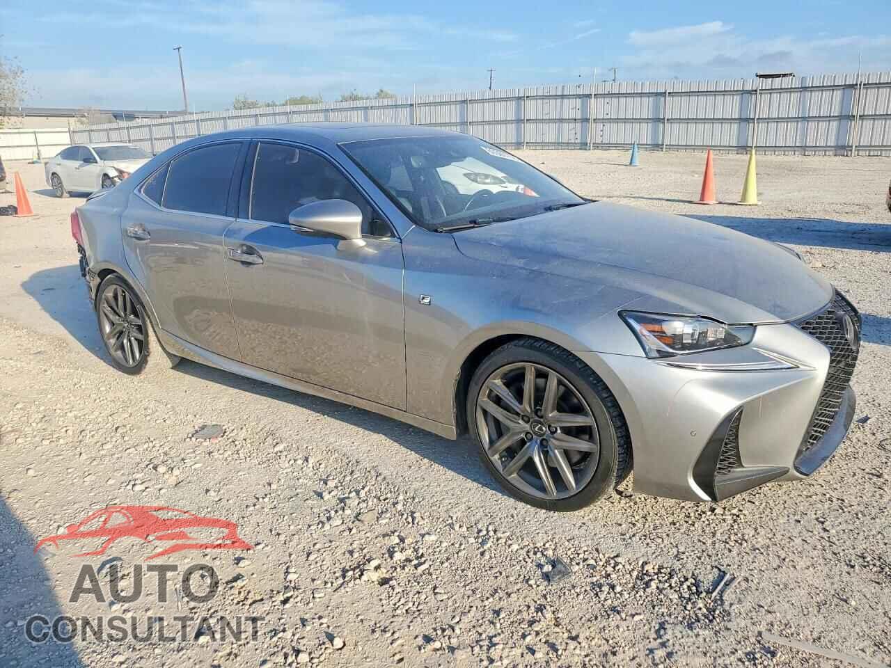 LEXUS IS 2019 - JTHC81D27K5035906