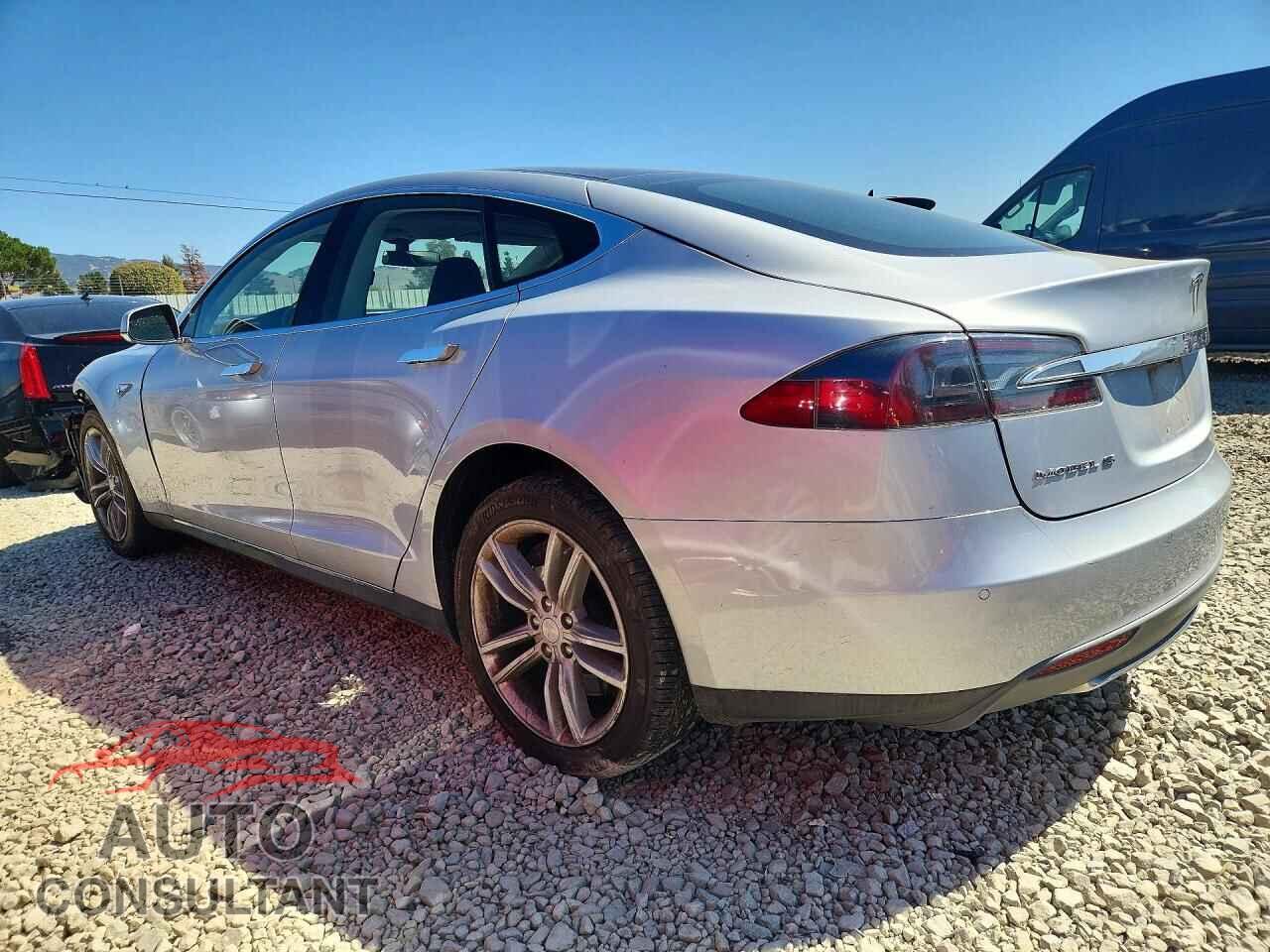 TESLA MODEL S 2014 - 5YJSA1H16EFP49905