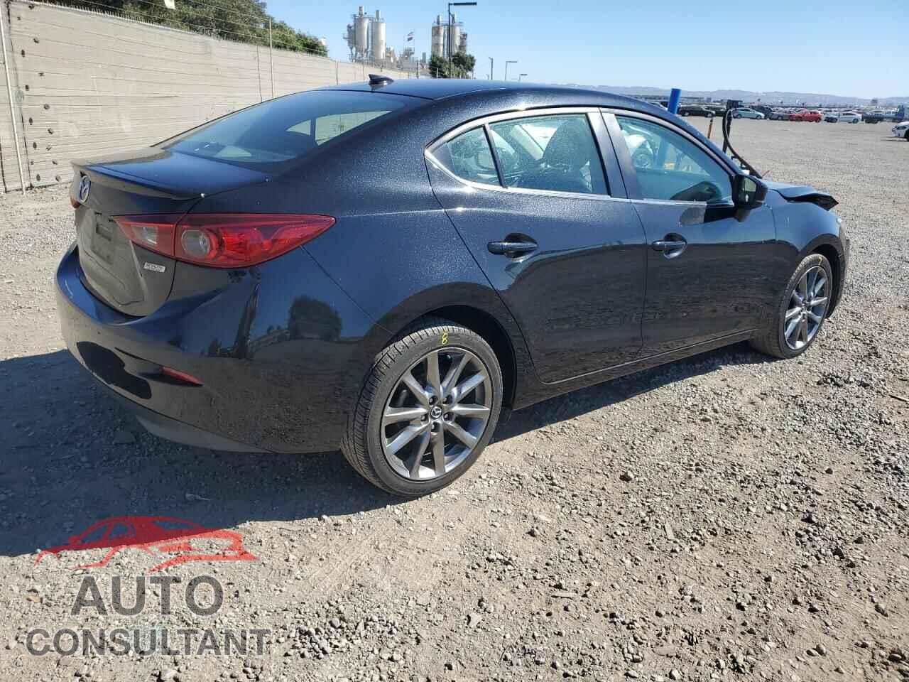 MAZDA 3 2018 - 3MZBN1V36JM212822