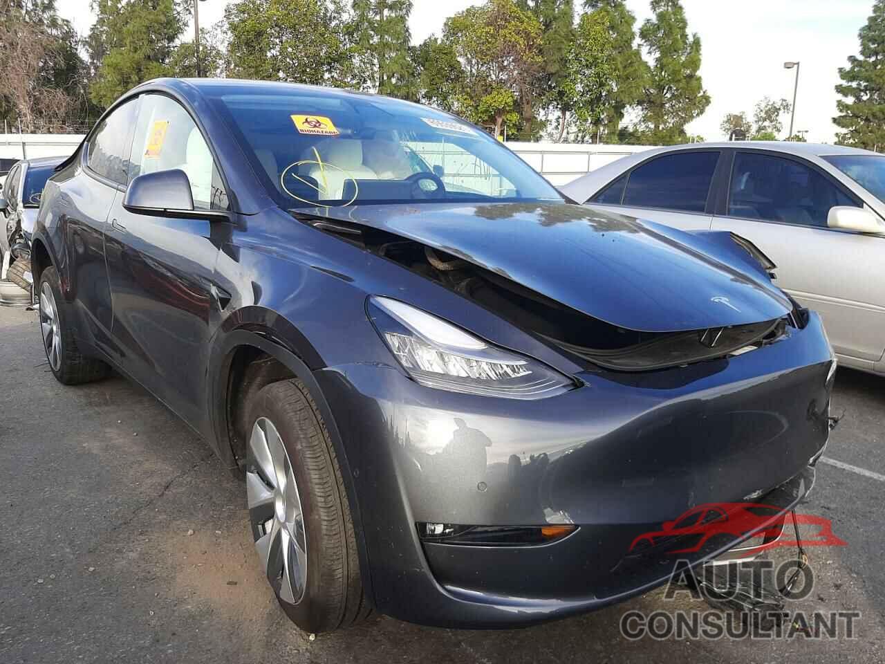 TESLA MODEL Y 2021 - 5YJYGDEE8MF158510