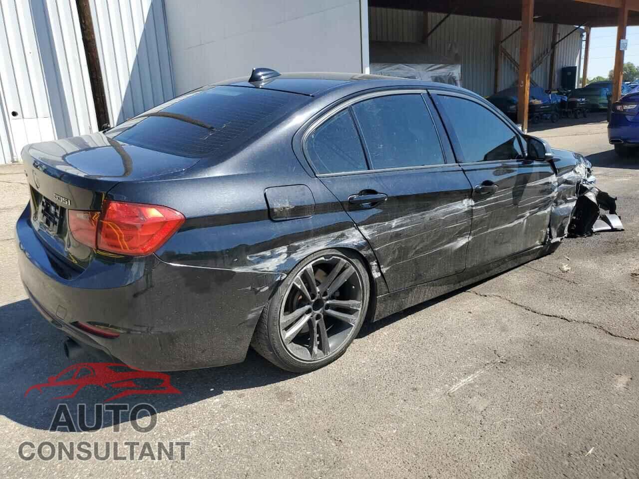 BMW 3 SERIES 2013 - WBA3B9C58DF585526