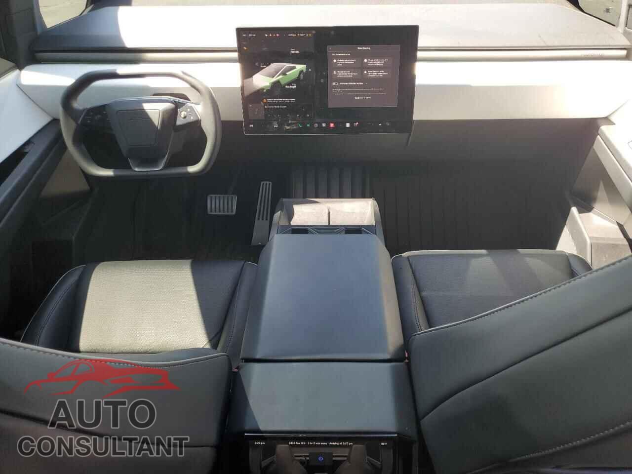 TESLA CYBERTRUCK 2024 - 7G2CEHED2RA004553