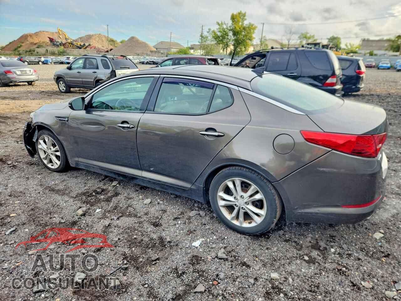 KIA OPTIMA 2013 - 5XXGN4A73DG230848