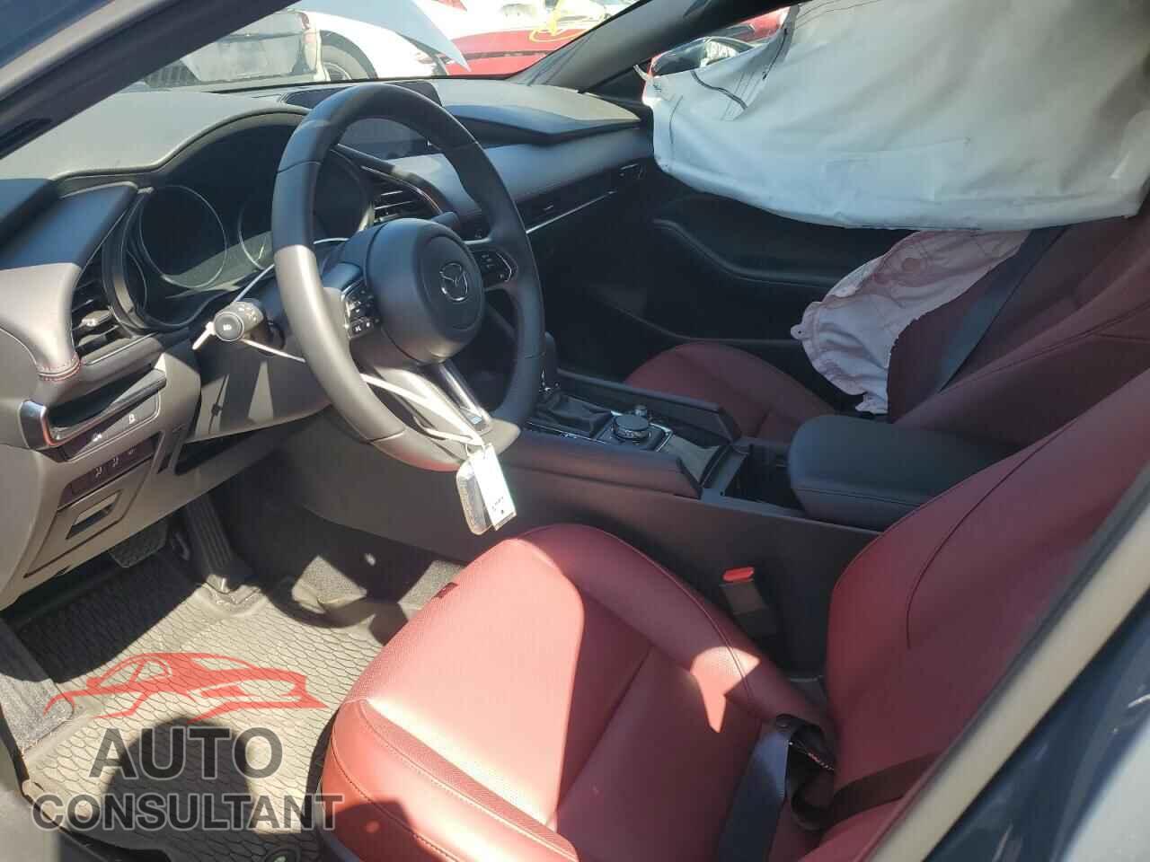 MAZDA 3 2025 - JM1BPBLM2S1782667