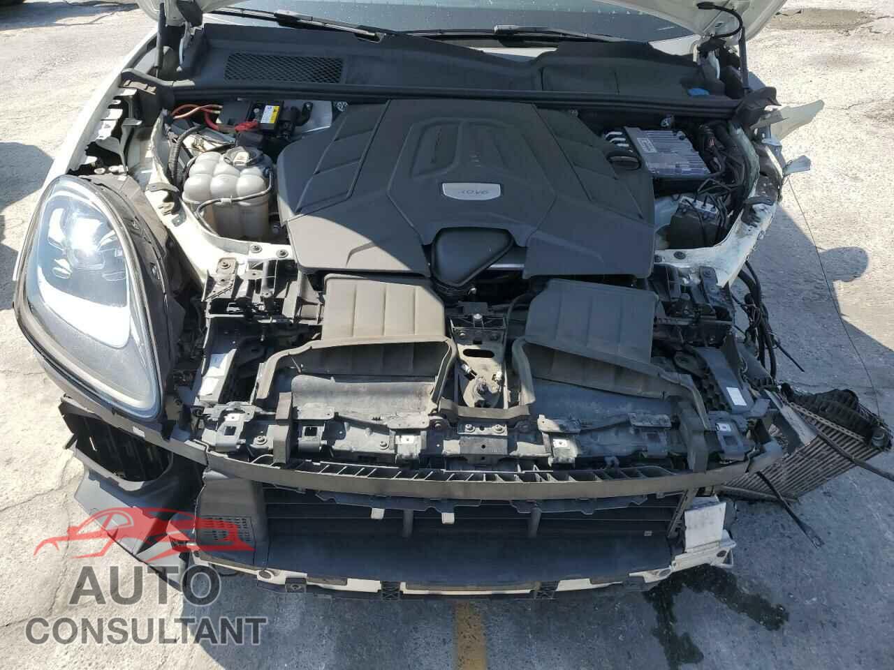 PORSCHE CAYENNE 2019 - WP1AA2AY7KDA16322