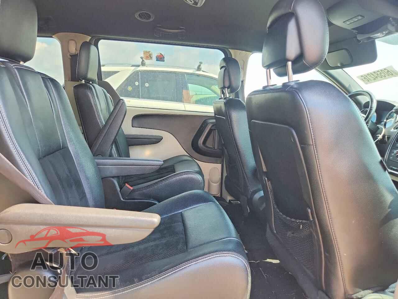 DODGE CARAVAN 2017 - 2C4RDGCG8HR600604
