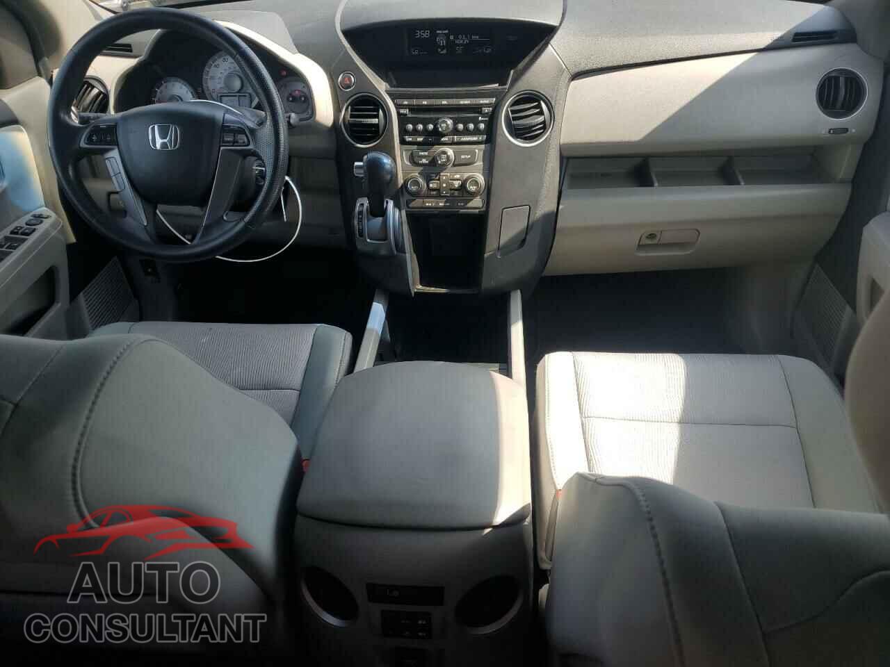 HONDA PILOT 2012 - 5FNYF3H47CB016437