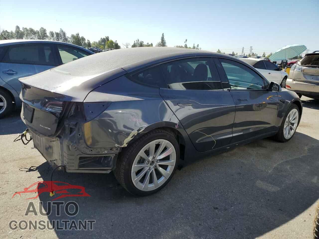 TESLA MODEL 3 2022 - 5YJ3E1EB7NF113600
