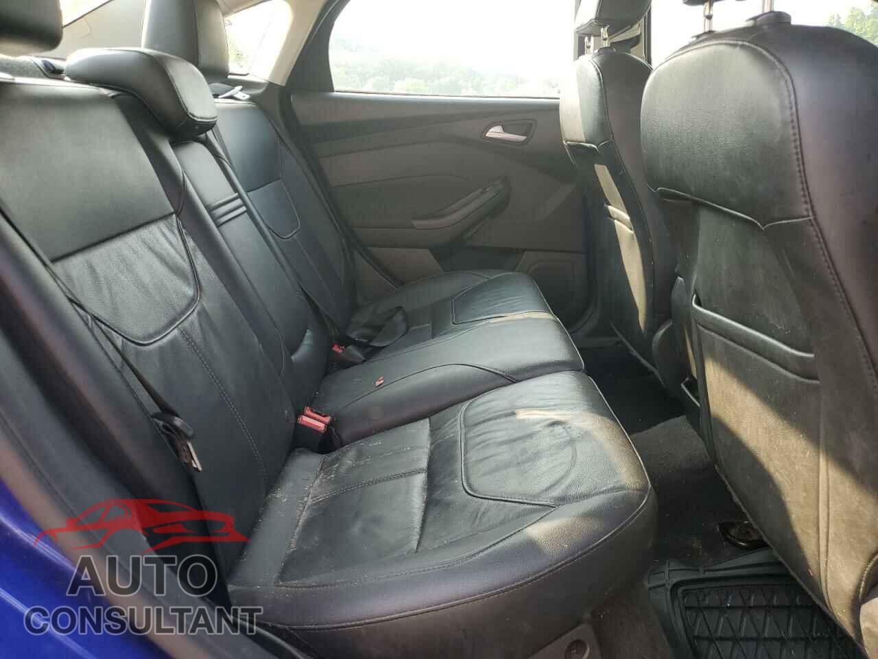 FORD FOCUS 2015 - 1FADP3F23FL378401