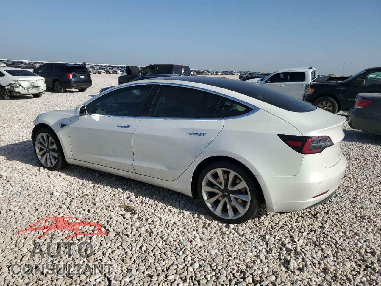 TESLA MODEL 3 2018 - 5YJ3E1EA0JF169735