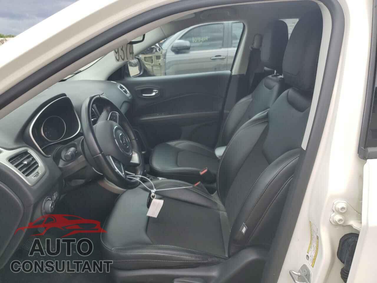 JEEP COMPASS 2020 - 3C4NJCBB6LT176870