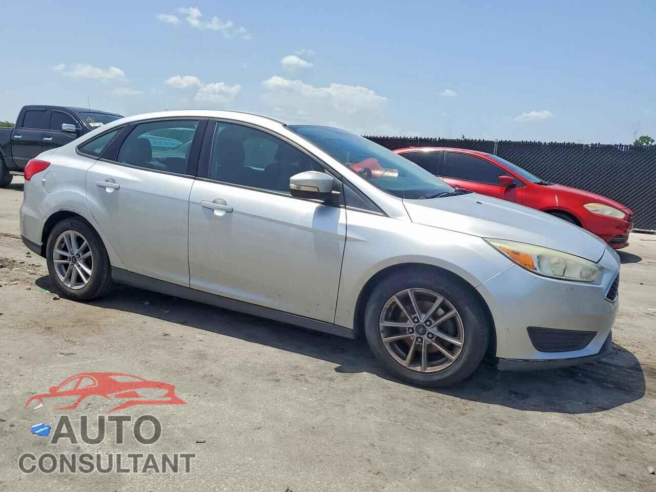 FORD FOCUS 2015 - 1FADP3F2XFL249586