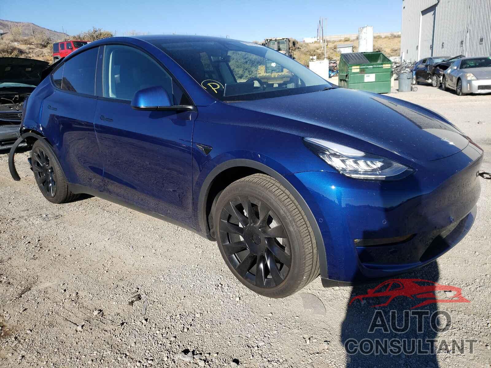 TESLA MODEL Y 2021 - 5YJYGDEEXMF204709