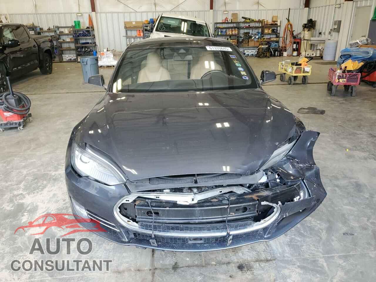 TESLA MODEL S 2016 - 5YJSA1E26GF126607