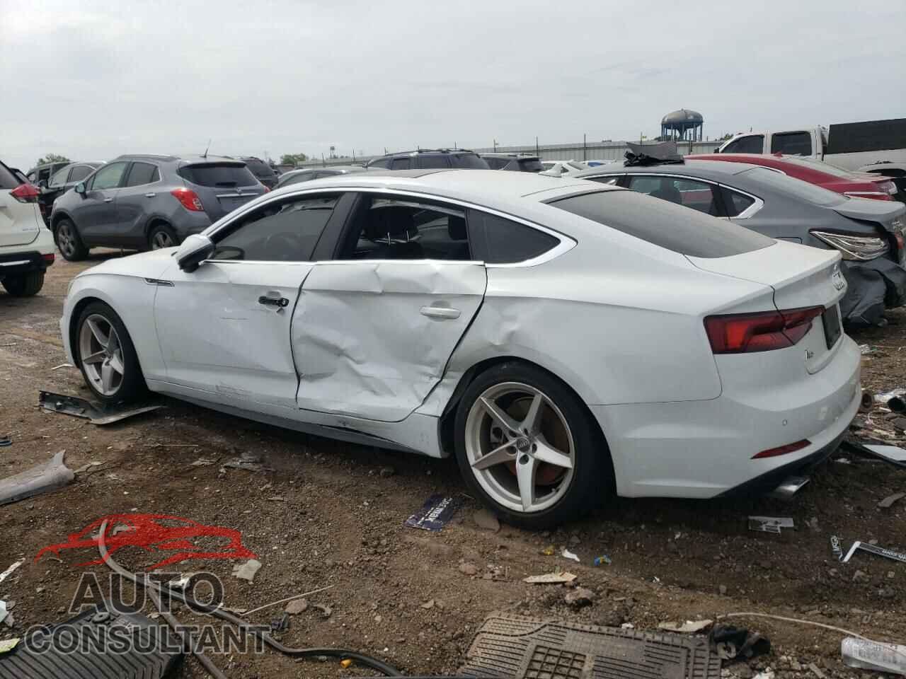AUDI A5 2019 - WAUENCF54KA033752