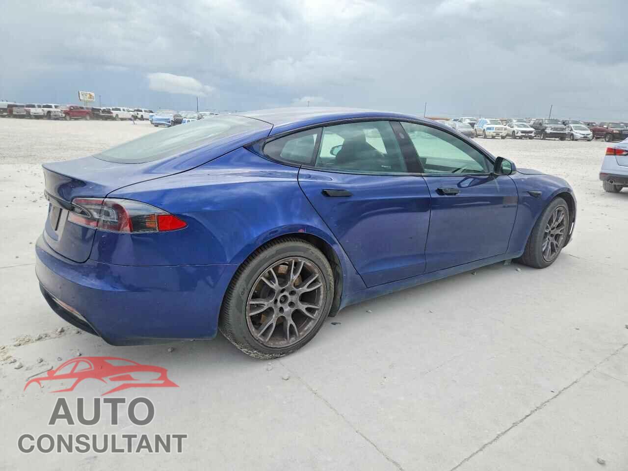 TESLA MODEL S 2022 - 5YJSA1E5XNF458752
