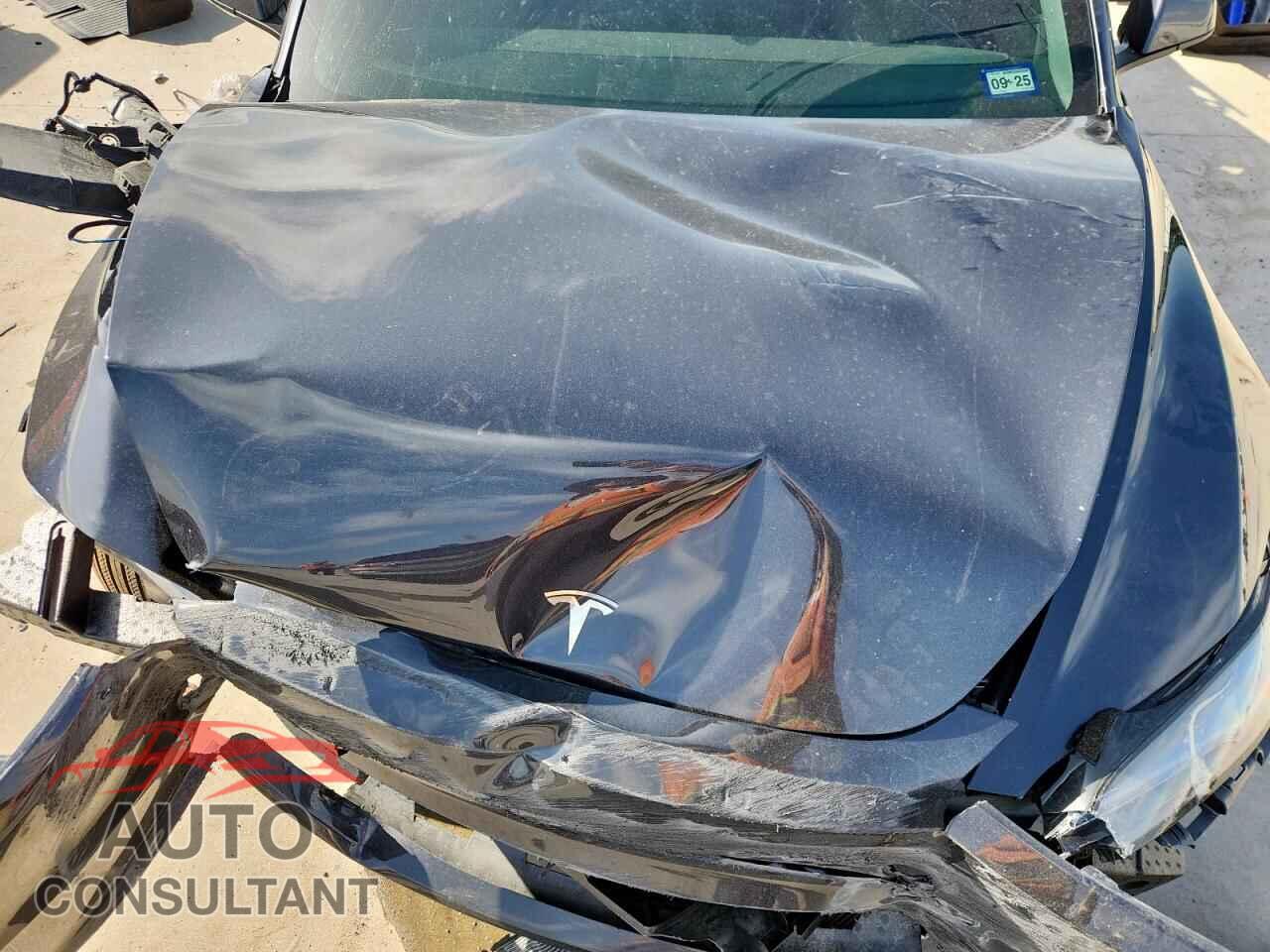 TESLA MODEL 3 2024 - 5YJ3E1EA4RF861850