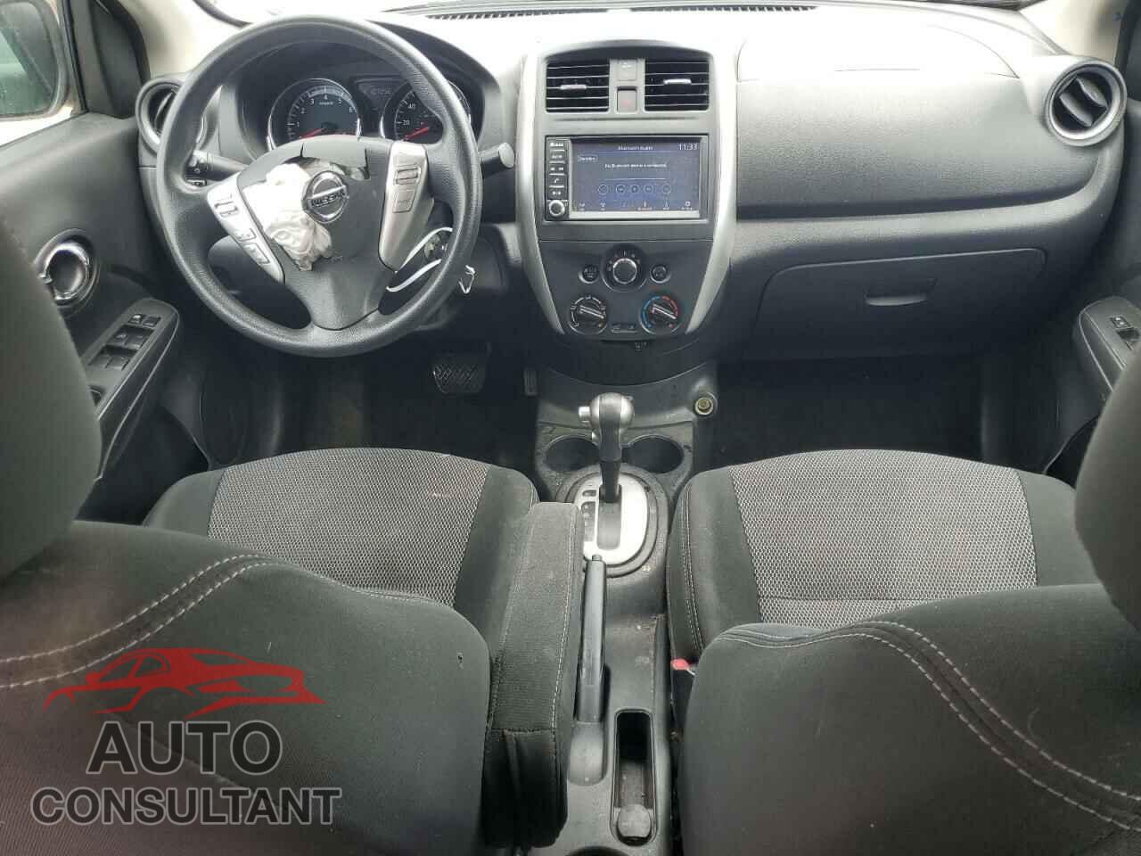 NISSAN VERSA 2019 - 3N1CN7AP3KL833836