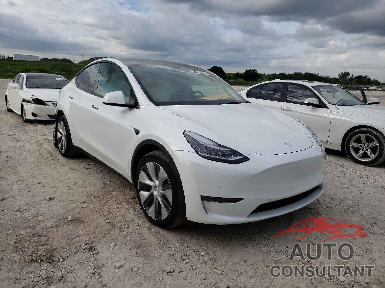 TESLA MODEL Y 2021 - 5YJYGDEE7MF090023