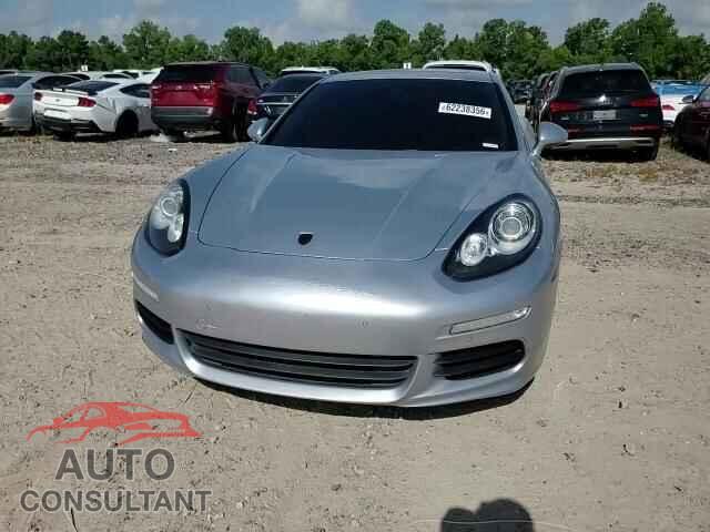 PORSCHE PANAMERA 2015 - WP0AA2A73FL004012