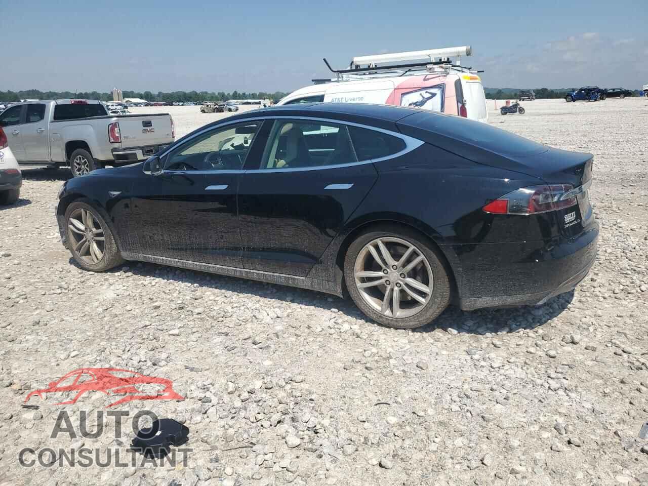 TESLA MODEL S 2013 - 5YJSA1DN1DFP07455