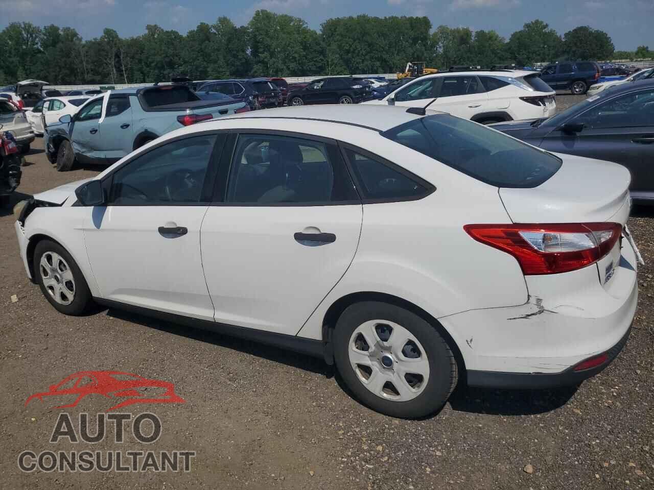 FORD FOCUS 2013 - 1FADP3E26DL175369