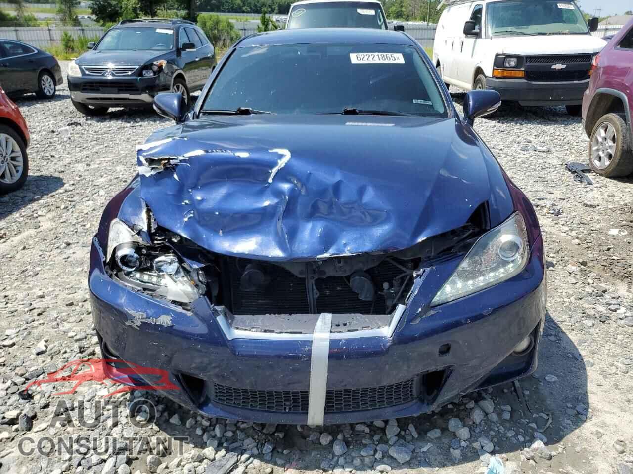 LEXUS IS 2012 - JTHCF5C28C5053234