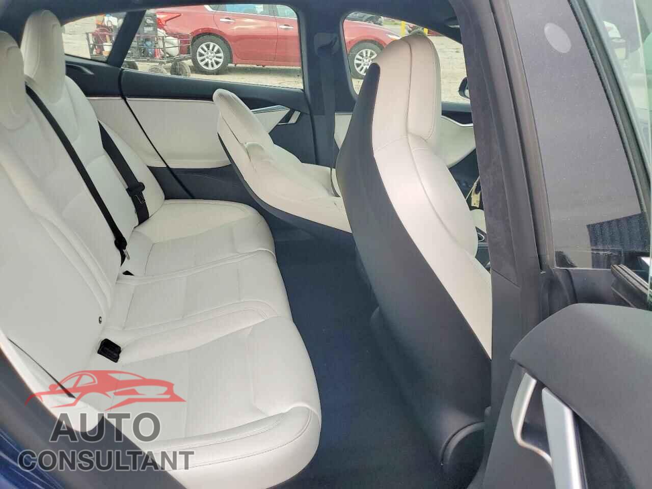 TESLA MODEL S 2017 - 5YJSA1E20HF227353