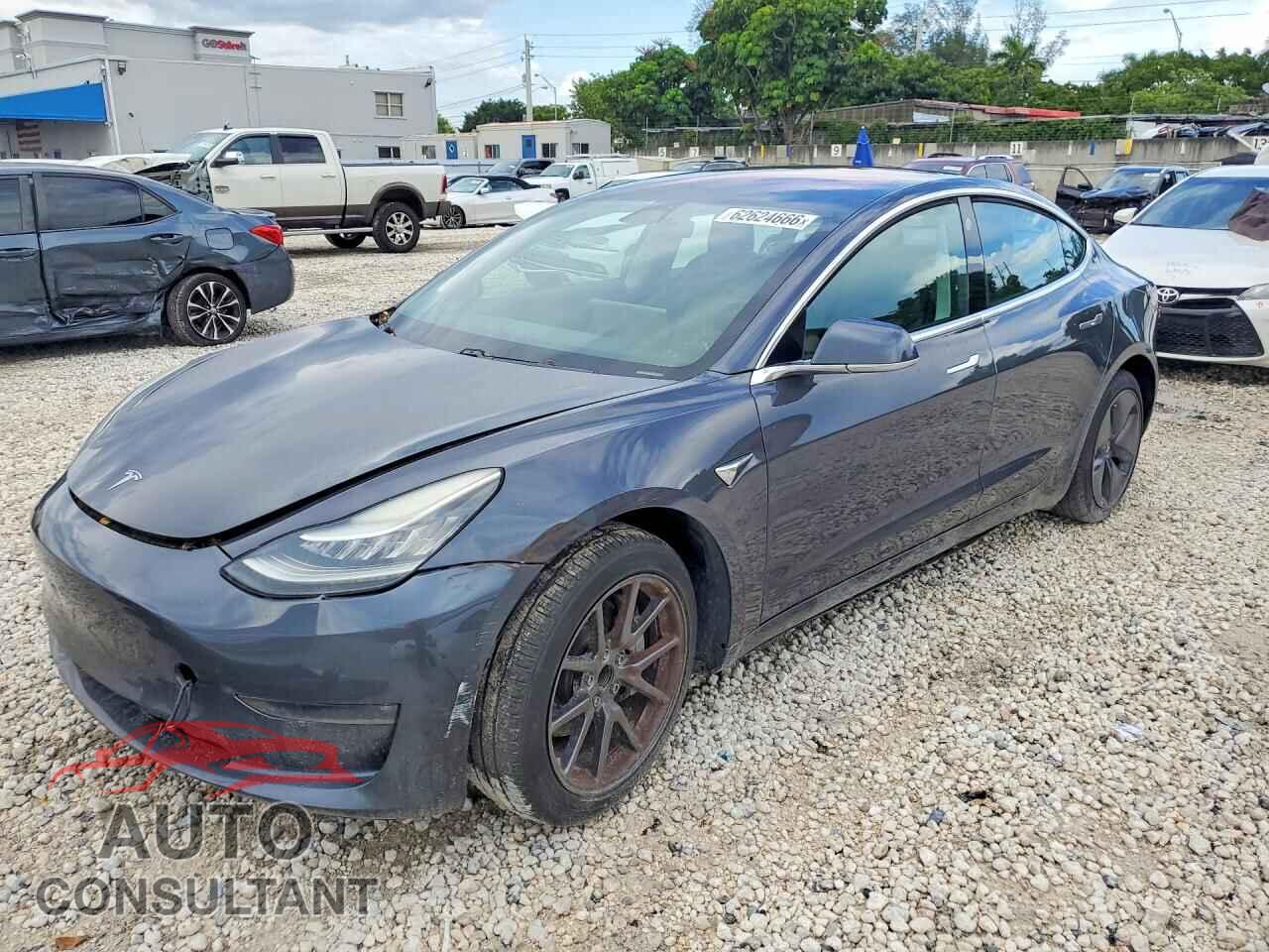 TESLA MODEL 3 2018 - 5YJ3E1EA7JF123836