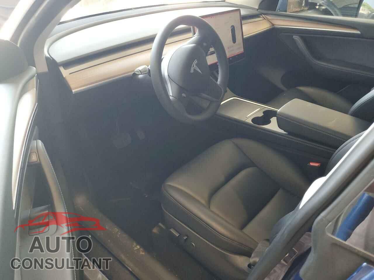 TESLA MODEL Y 2023 - 7SAYGAEE3PF689653
