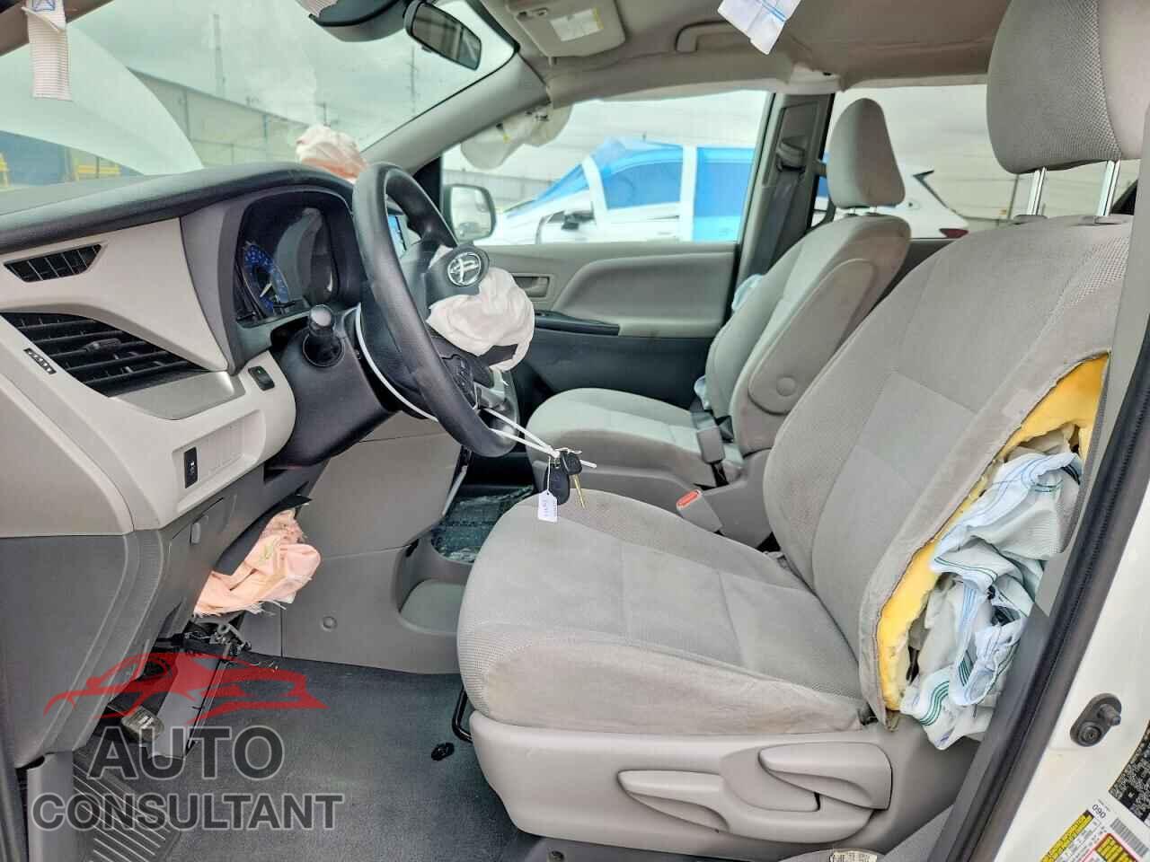 TOYOTA SIENNA 2020 - 5TDZZ3DC4LS085574