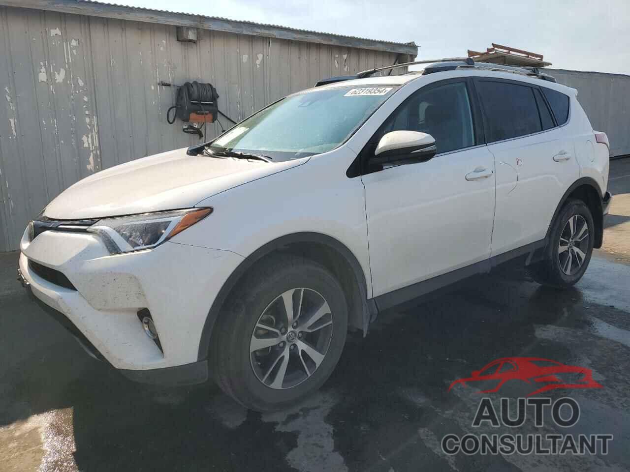 TOYOTA RAV4 2018 - 2T3WFREV2JW516472