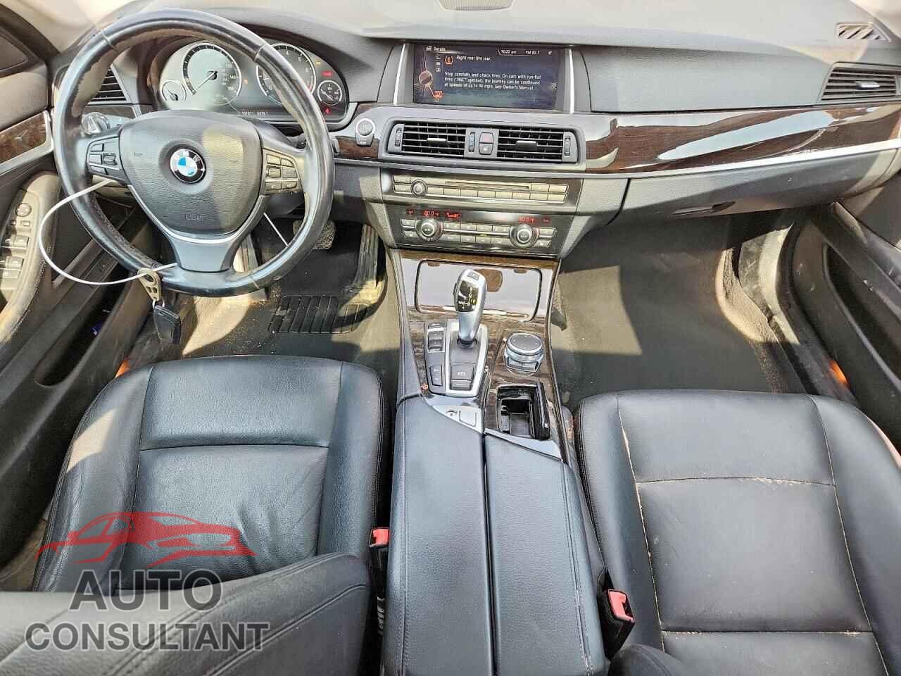 BMW 5 SERIES 2015 - WBA5B3C51FD545423
