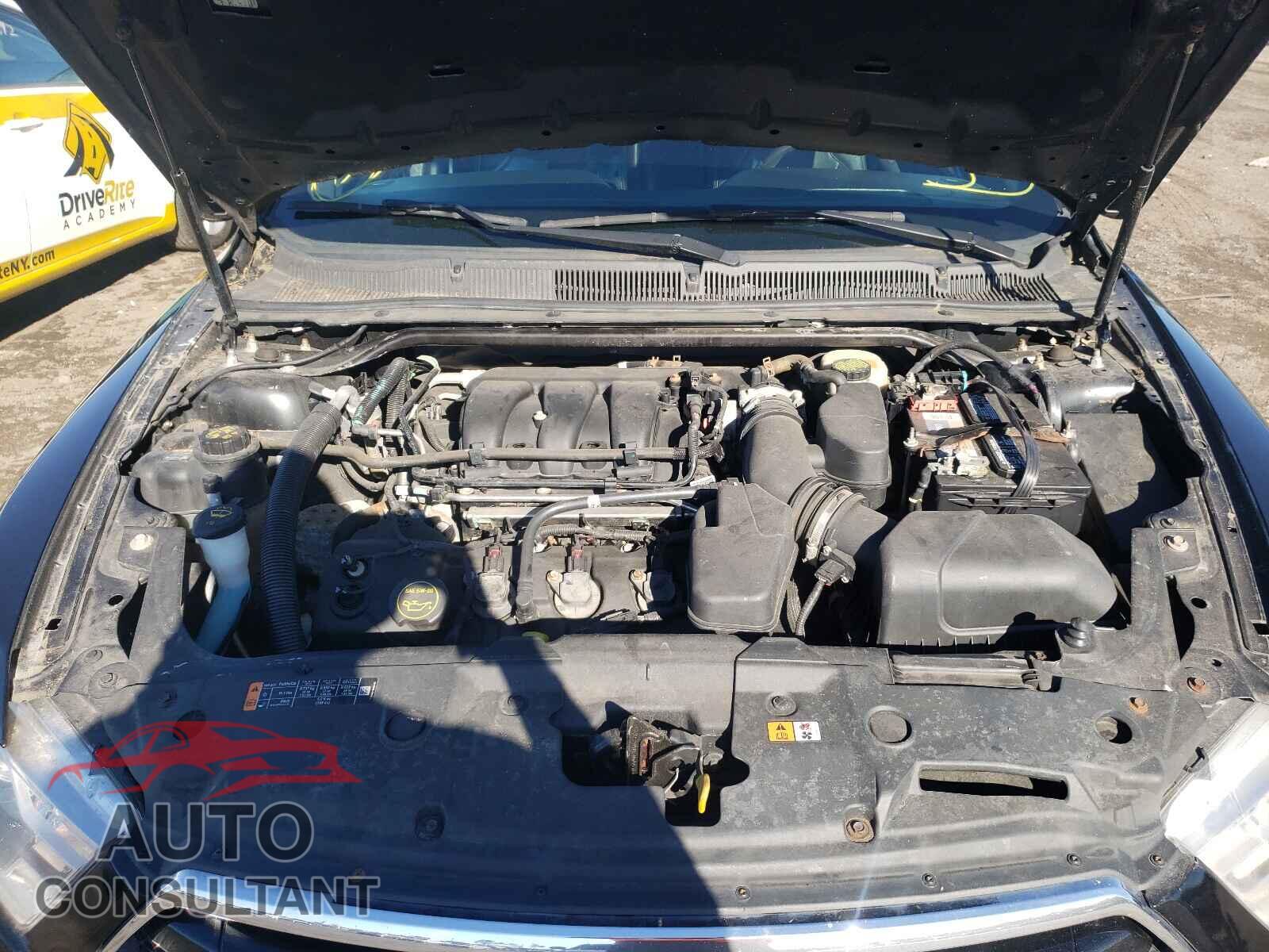 FORD TAURUS 2016 - 1FAHP2F80FG104730