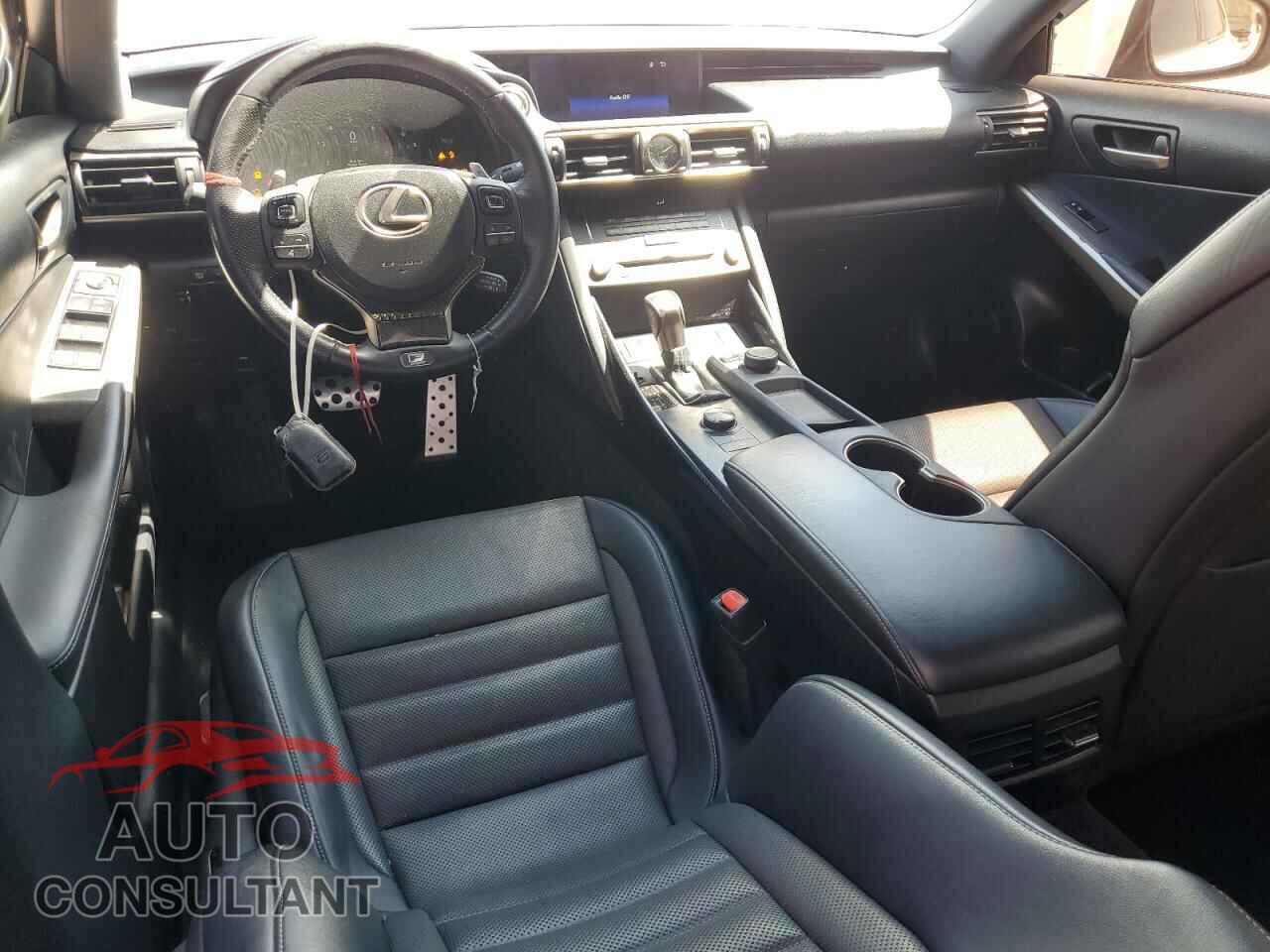 LEXUS IS 2019 - JTHBA1D21K5087841