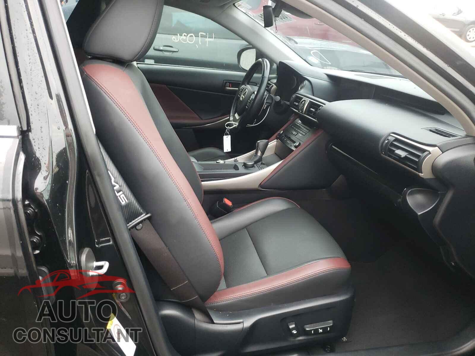 LEXUS IS 2017 - JTHBA1D26H5053919
