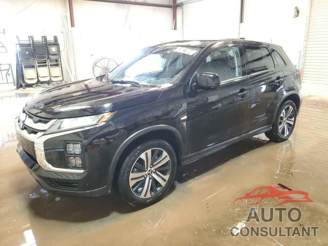 MITSUBISHI OUTLANDER 2023 - JA4ARUAU2PU011436