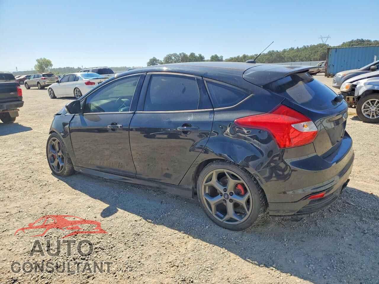 FORD FOCUS 2013 - 1FADP3L97DL126584