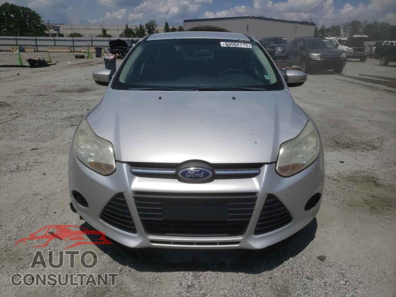 FORD FOCUS 2013 - 1FADP3K27DL299848