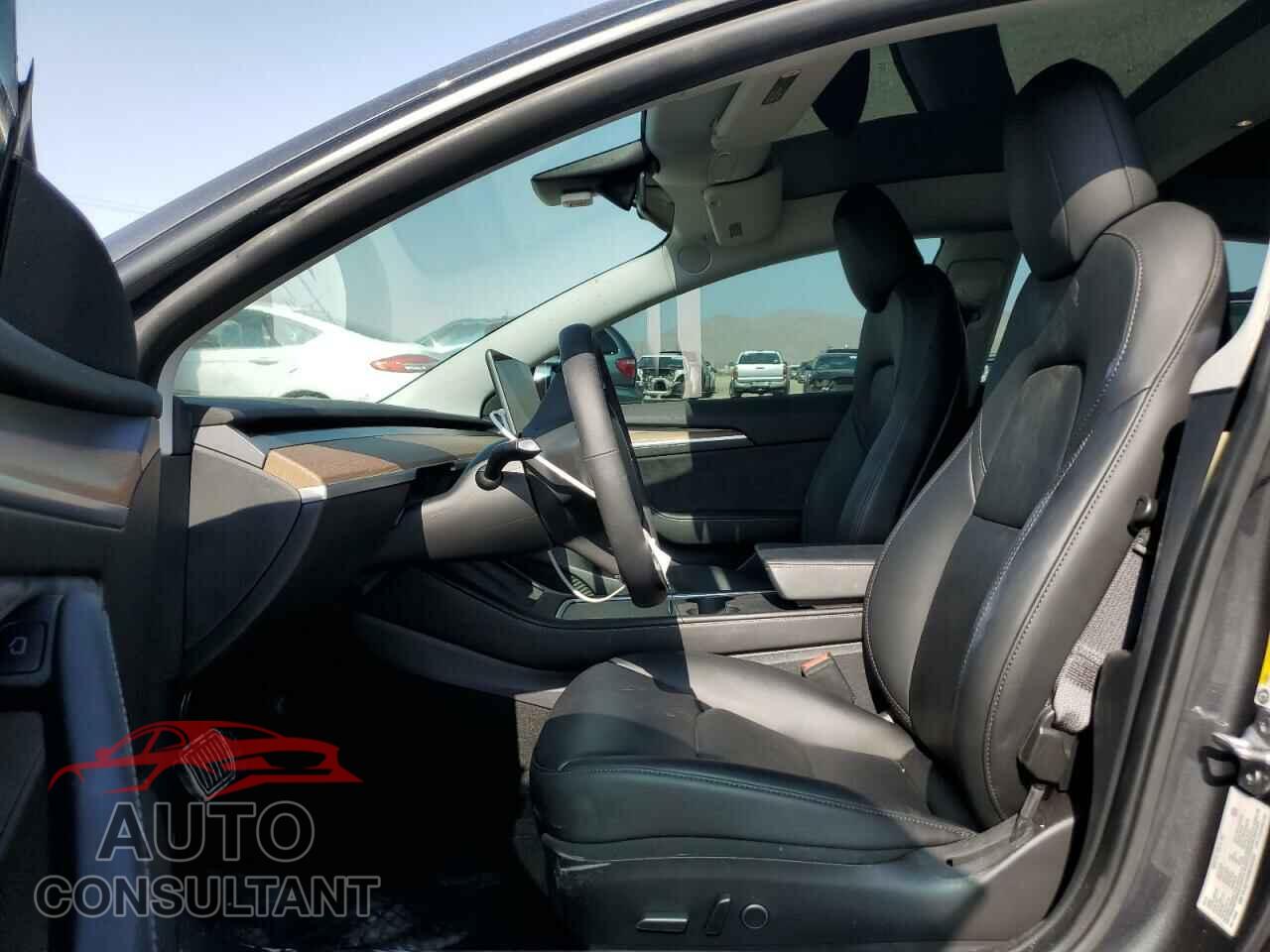 TESLA MODEL 3 2021 - 5YJ3E1EB0MF005205