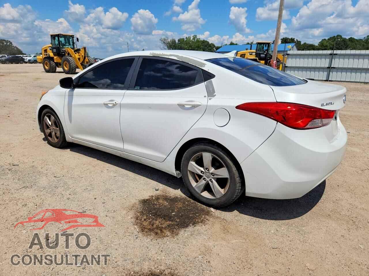 HYUNDAI ELANTRA 2013 - 5NPDH4AE6DH438302