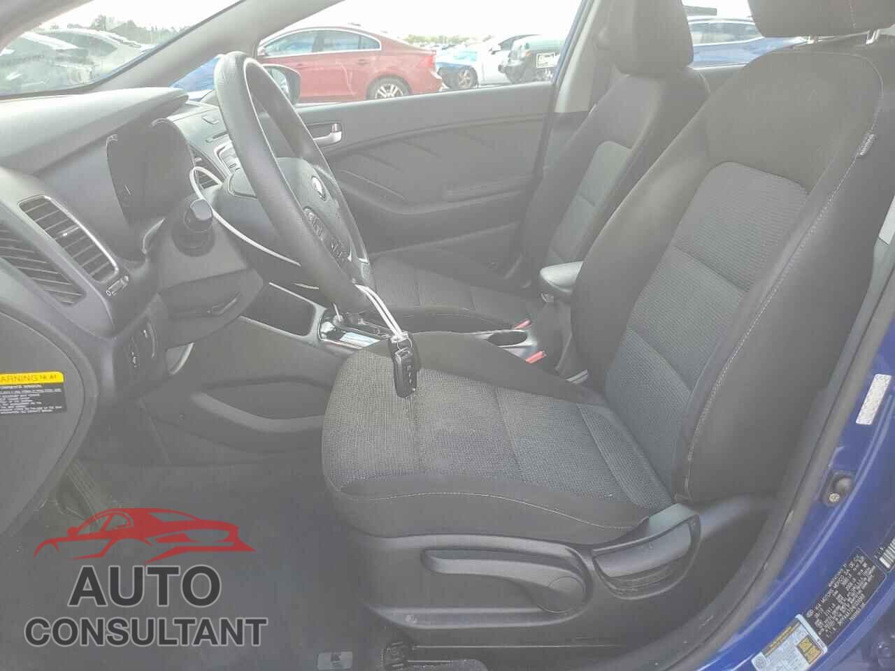 KIA FORTE 2017 - 3KPFK4A72HE039568