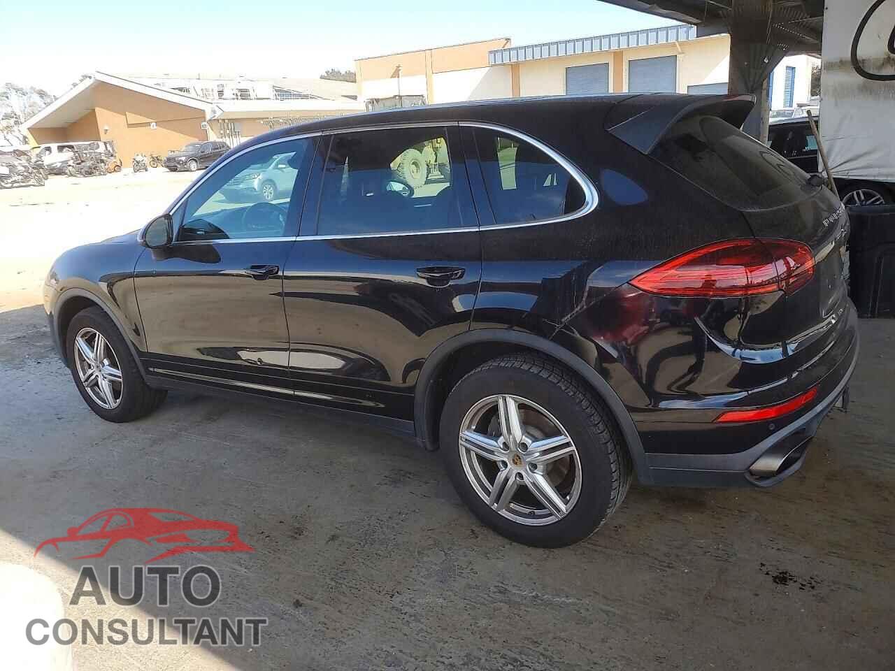 PORSCHE CAYENNE 2016 - WP1AA2A25GKA12140