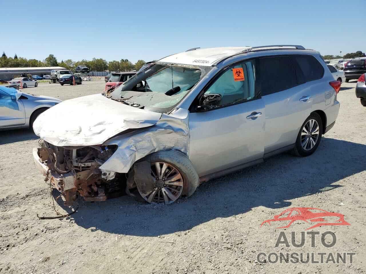 NISSAN PATHFINDER 2018 - 5N1DR2MM7JC642064